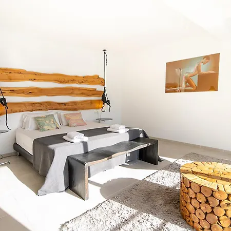 Tikal Villa Can Furnet